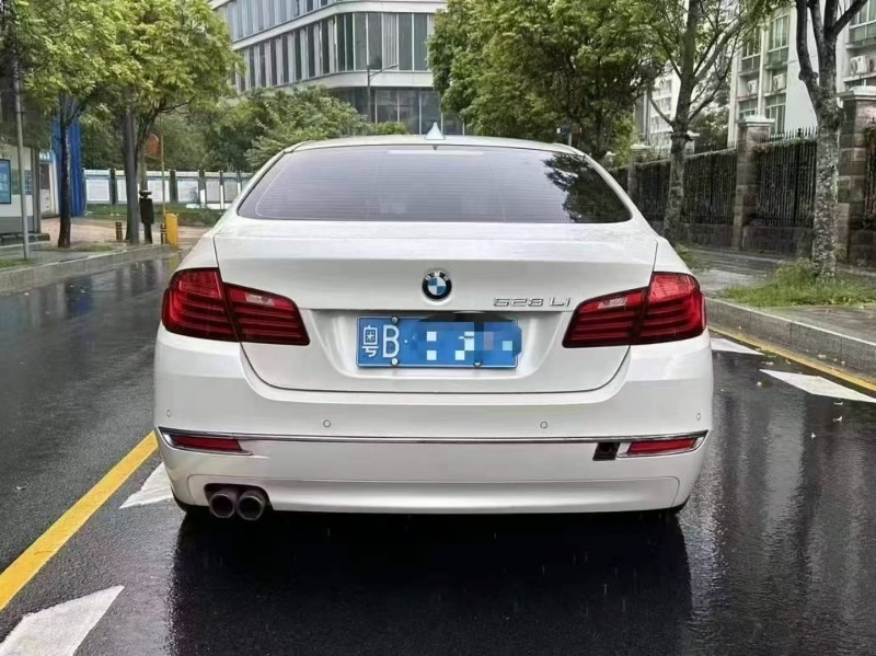 深圳16年宝马5系7