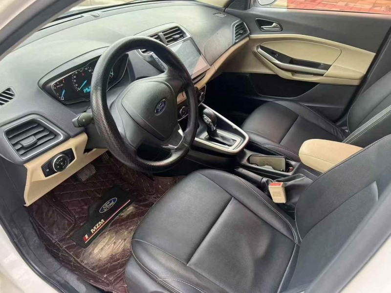 鄭州17年福特福睿斯5