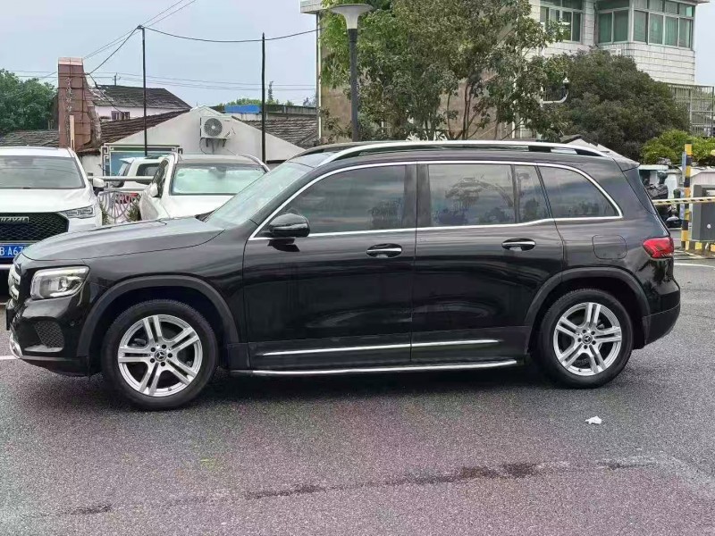 台州22年奔驰GLB3