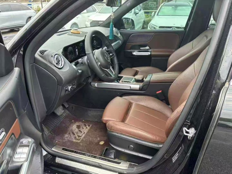 台州22年奔驰GLB9