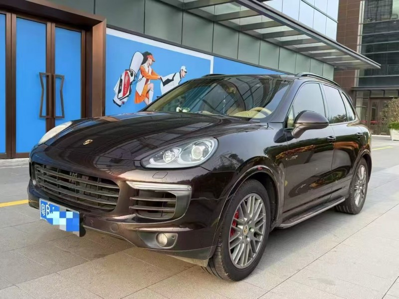 深圳17年保時捷卡宴2