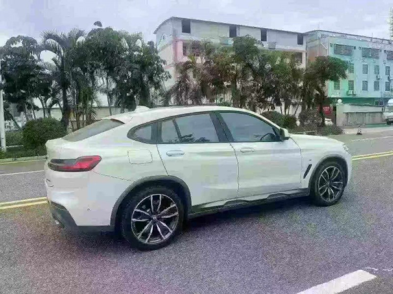 佛山19年宝马X47