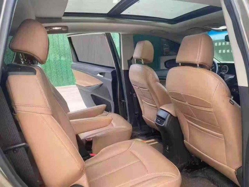 济南21年别克GL65