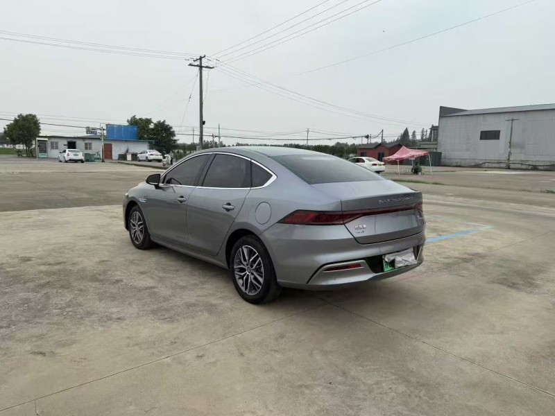 徐州23年比亚迪秦2