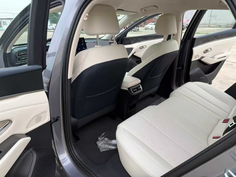 徐州25年比亚迪秦7