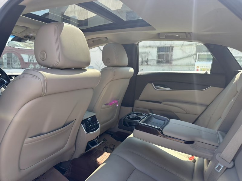 棗莊15年凱迪拉克XTS6