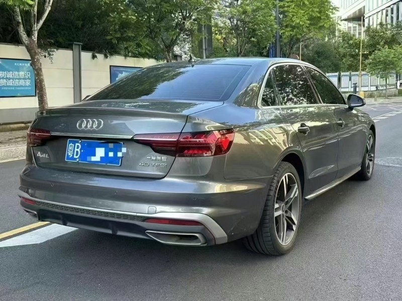 深圳23年奥迪A4L8