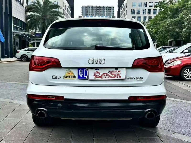 佛山13年奥迪Q79
