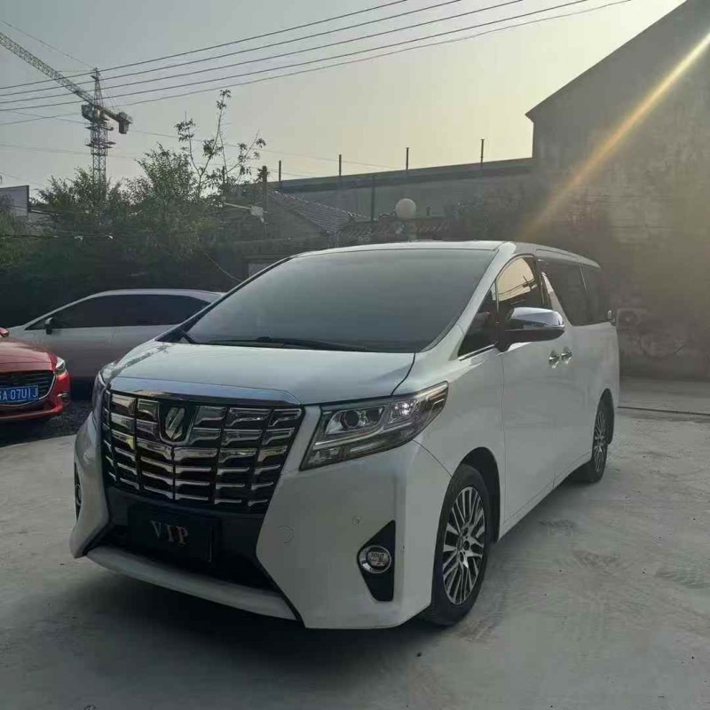 濟南17年豐田埃爾法2