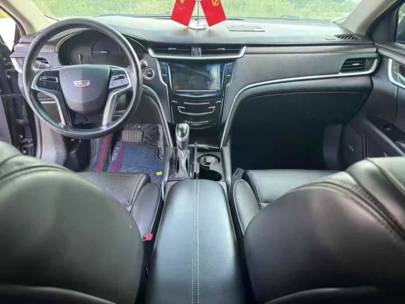 青島19年凱迪拉克XTS4