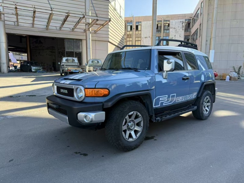 臺州17年豐田蘭德酷路澤2