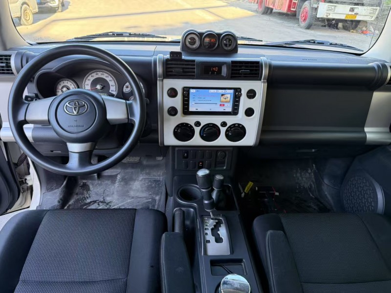 臺州17年豐田蘭德酷路澤8