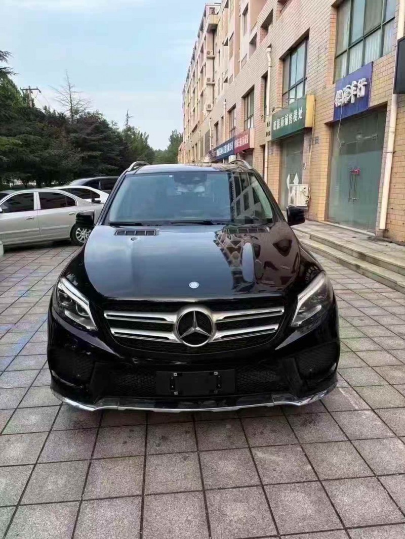 青岛16年奔驰GLE1