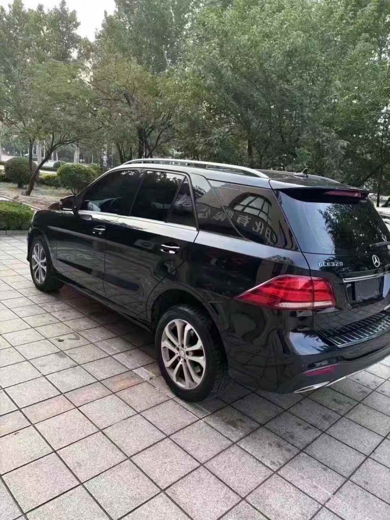 青岛16年奔驰GLE7