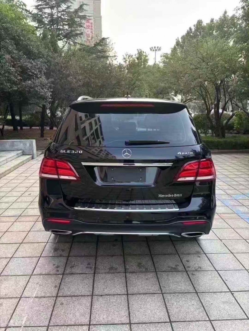 青岛16年奔驰GLE9