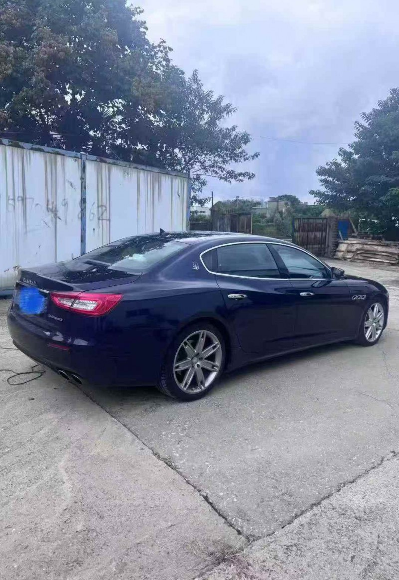 景德镇19年玛莎拉蒂总裁8