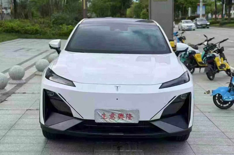 广州23年长安汽车深蓝1