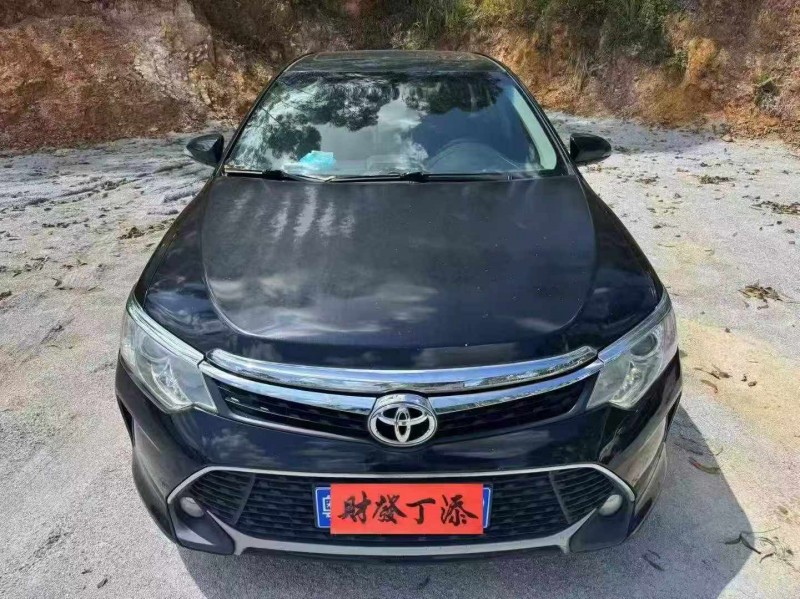 汕頭15年豐田凱美瑞1