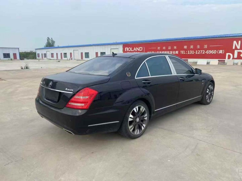 济宁11年奔驰S7