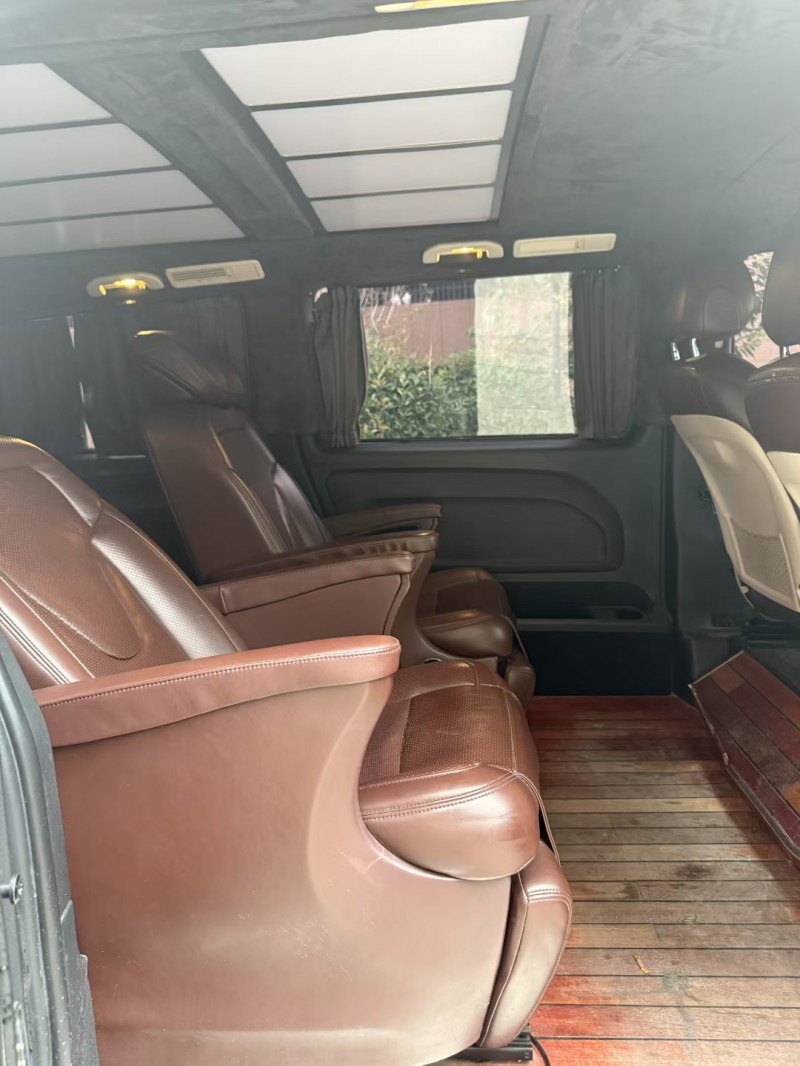 徐州19年奔驰威霆4