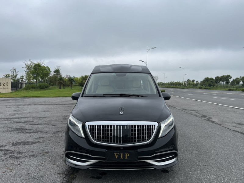 盐城21年奔驰威霆1