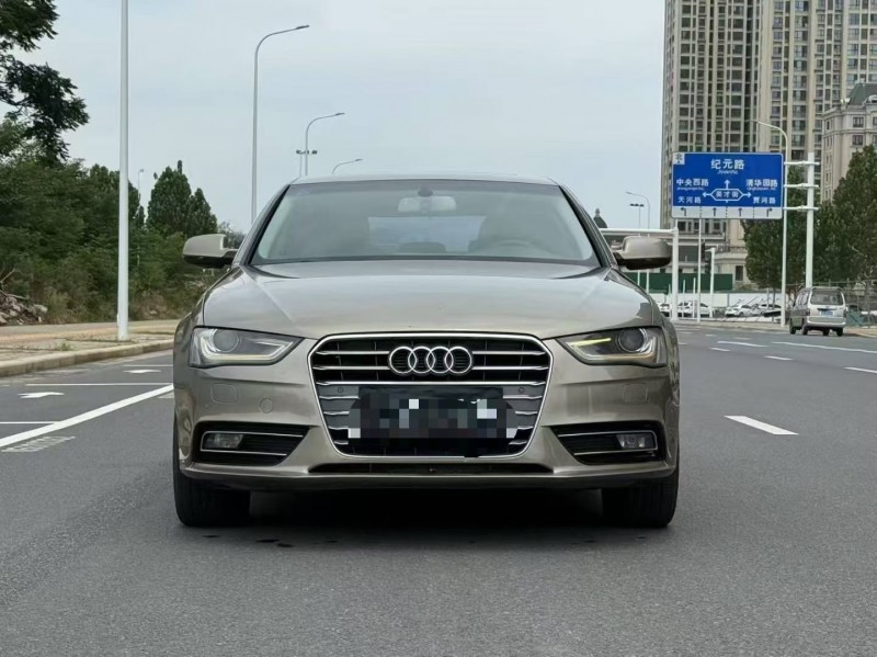 鄭州14年奧迪A4L1