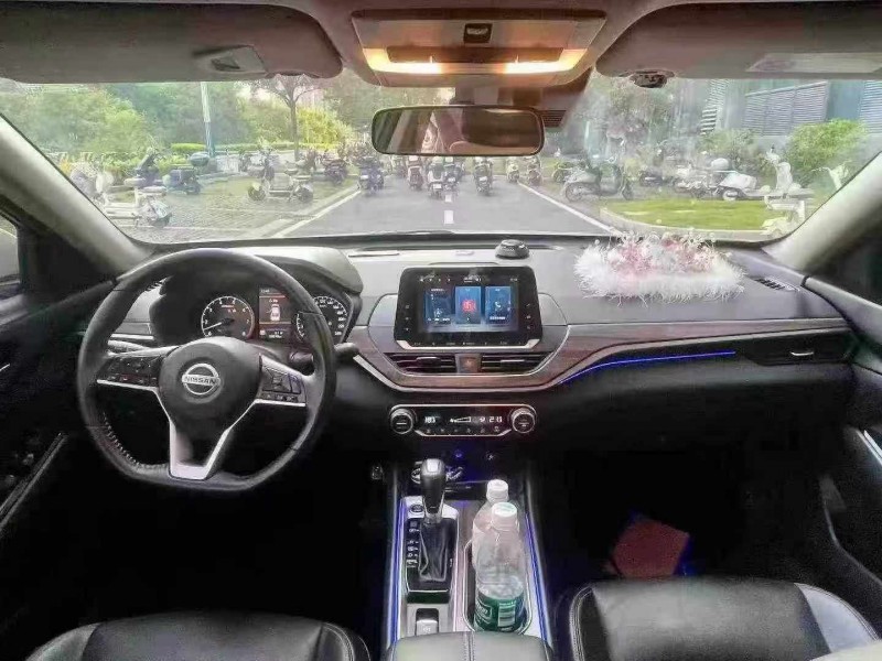 湛江22年日產天籟4