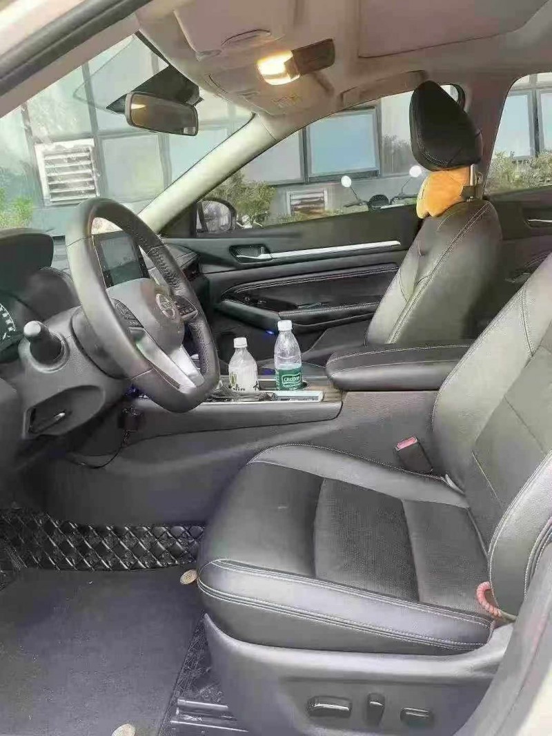 湛江22年日產天籟5