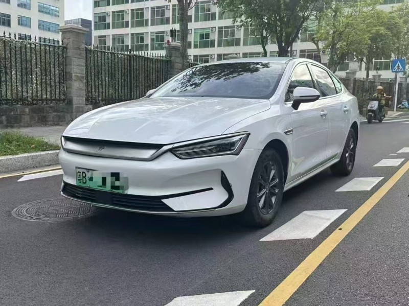 深圳24年比亚迪秦2