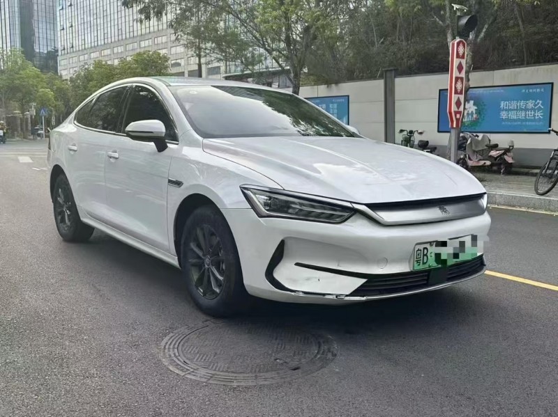 深圳24年比亚迪秦3