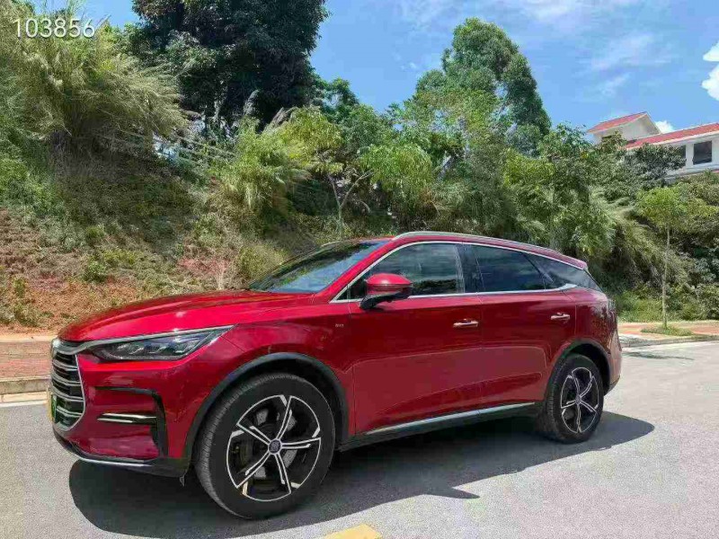 南宁22年比亚迪唐2