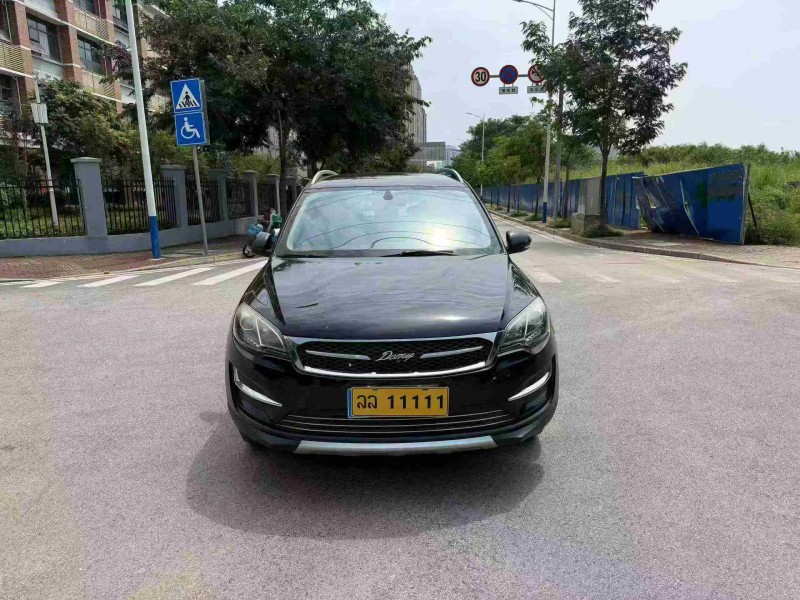 南宁17年众泰大迈X51