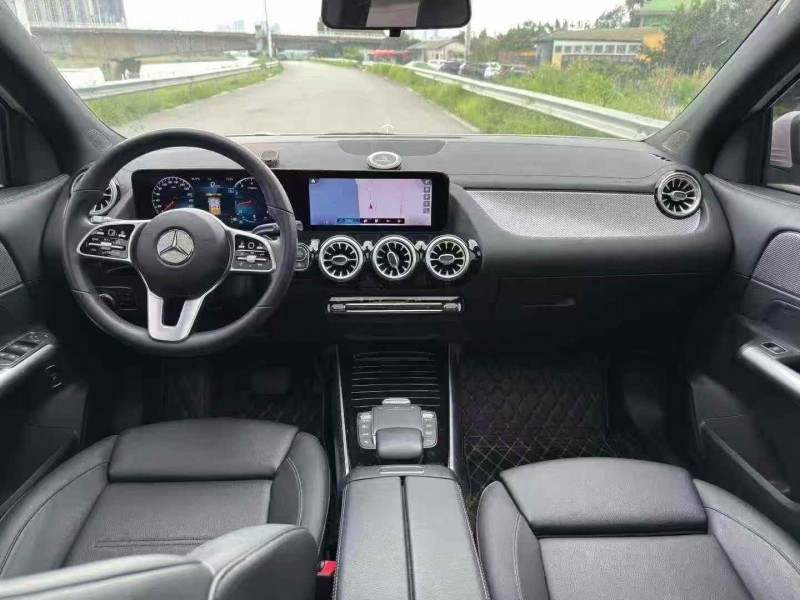 益阳22年奔驰GLA4