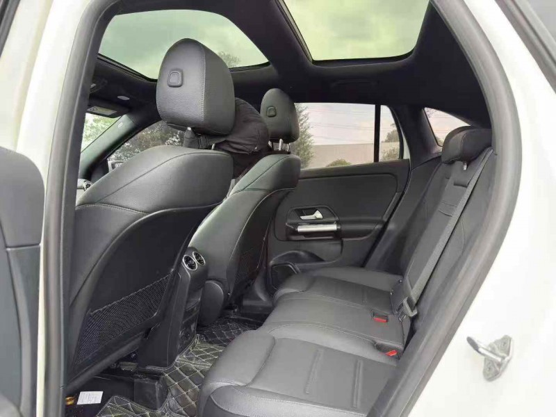 益阳22年奔驰GLA6