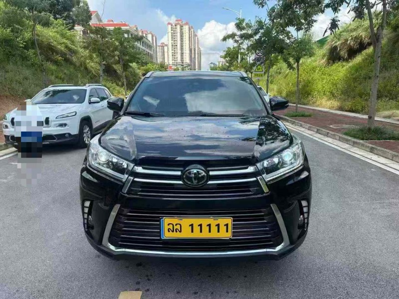 南宁18年丰田汉兰达1