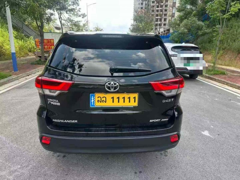 南宁18年丰田汉兰达9