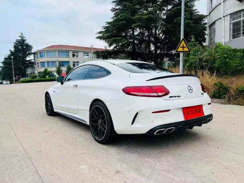 淄博18年奔驰AMG8