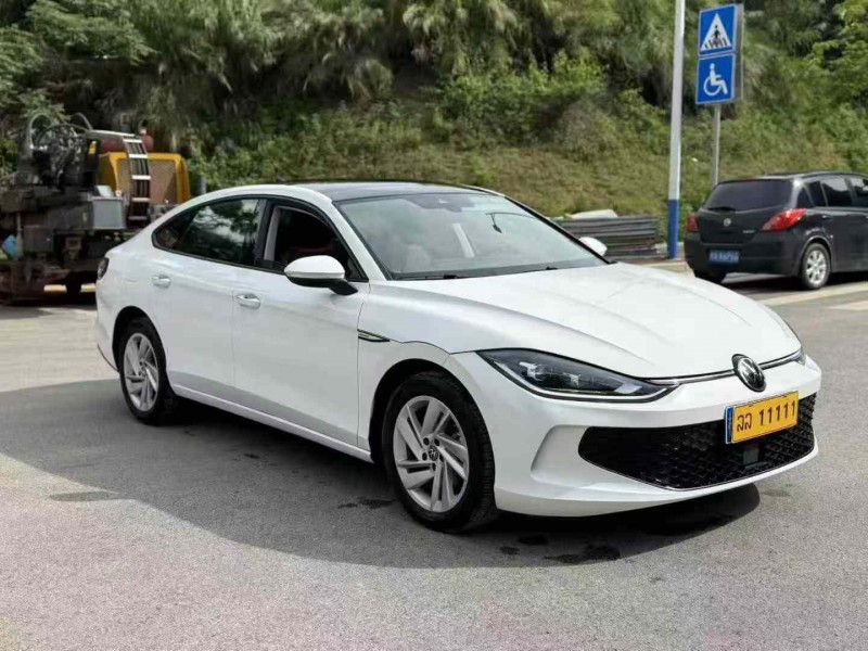 南宁23年大众凌渡2