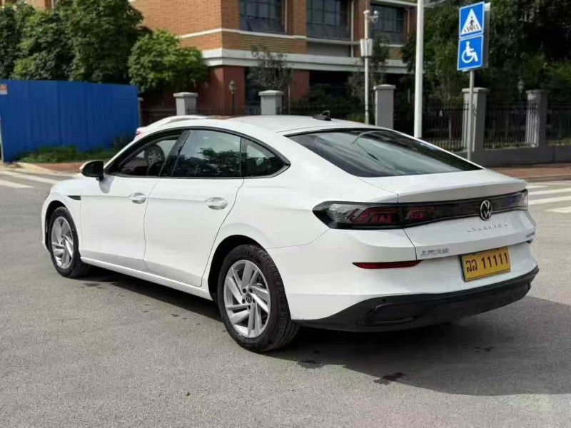 南宁23年大众凌渡8