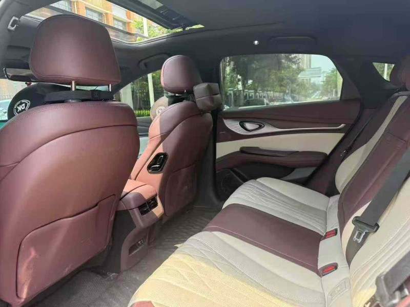 南宁23年比亚迪海豹6