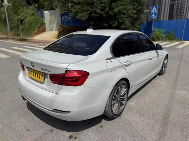 南宁18年宝马3系8