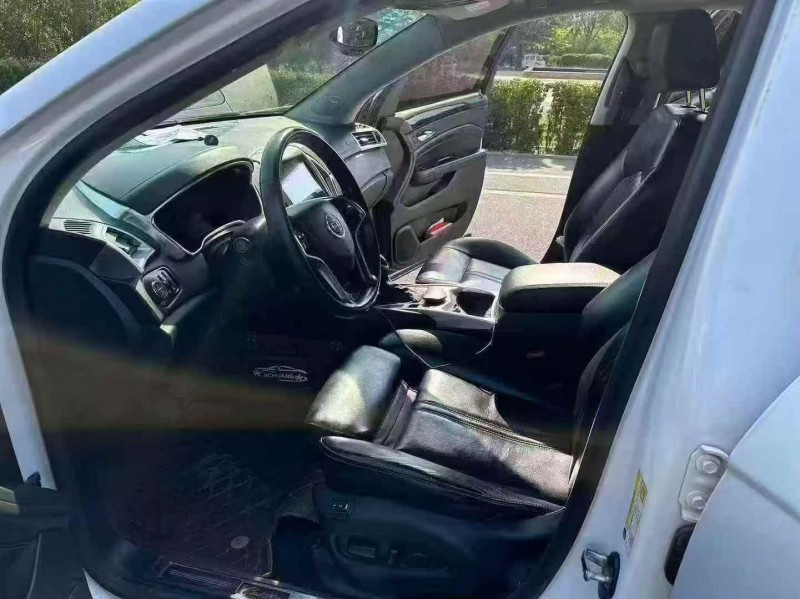 濟南15年凱迪拉克SRX5