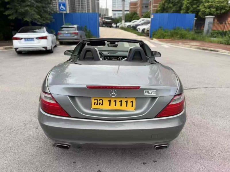 南宁12年奔驰SLK9