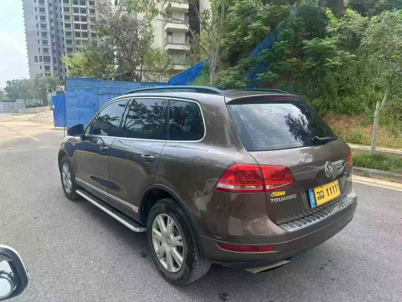 南宁13年大众途锐7