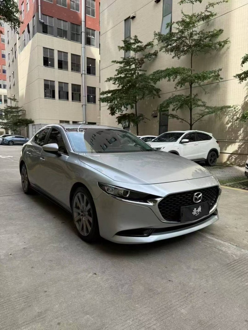 佛山20年馬自達昂克賽拉2