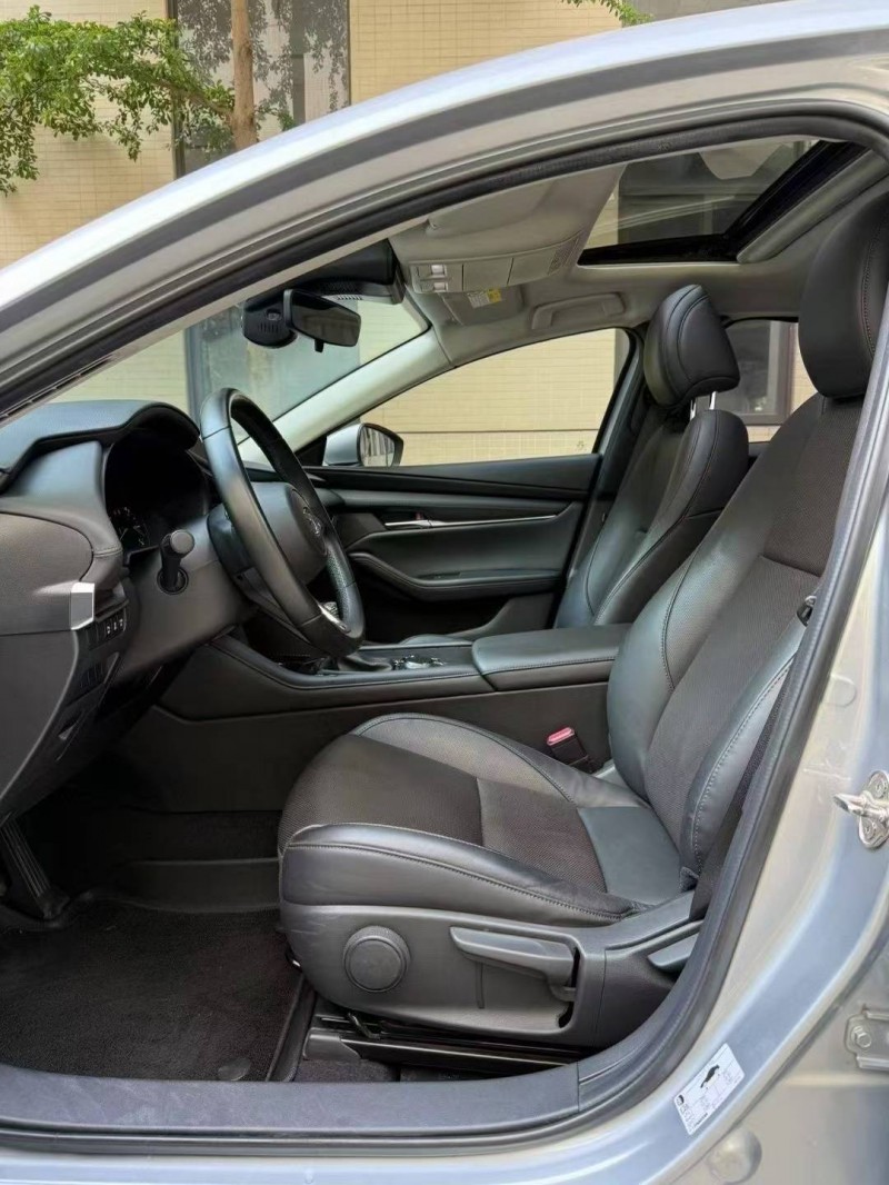 佛山20年馬自達昂克賽拉6