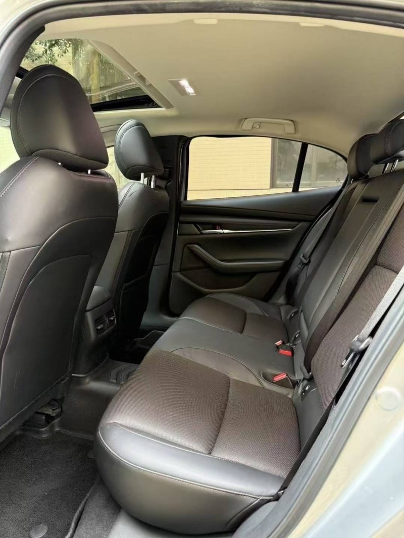 佛山20年馬自達昂克賽拉9