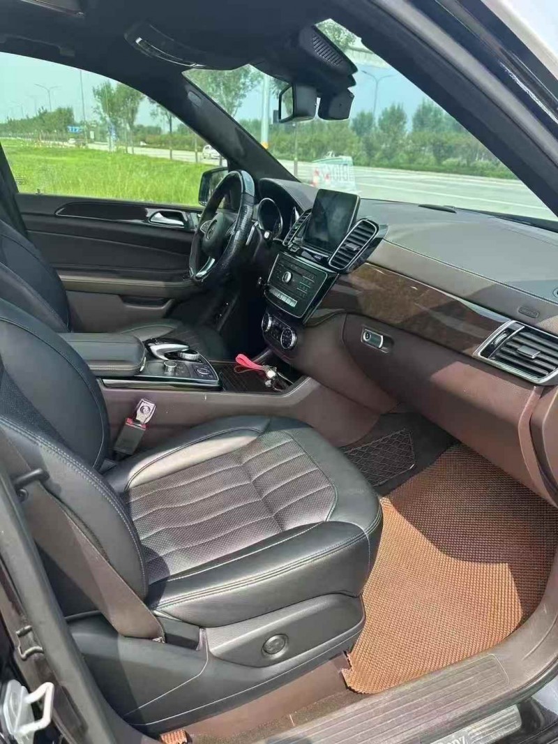 承德18年奔驰GLS4