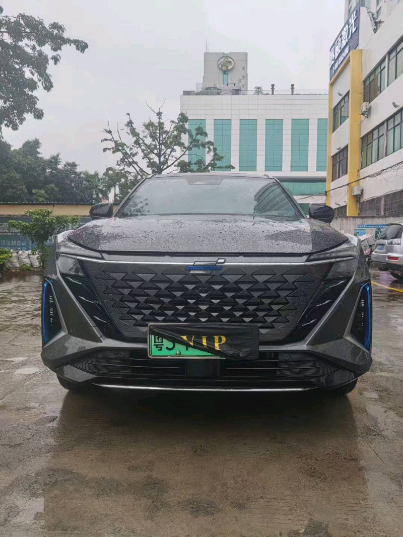 東莞23年長安汽車歐尚1
