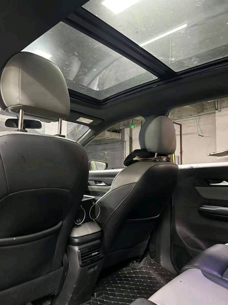 成都22年合创汽车Z035